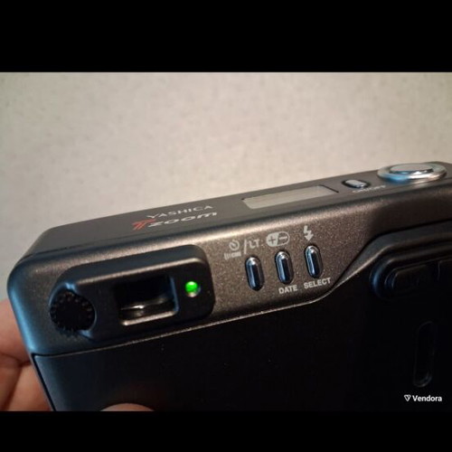Yashica T Zoom camera like new, premium 35mm compact with zoom lens