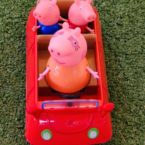 Peppa Pig Car with 3 Collectible Figures like new