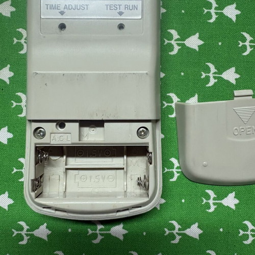 Fujitsu AR-DB5 air conditioner remote control used with wall mount