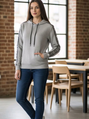 Guess original sweatshirt small like new authentic