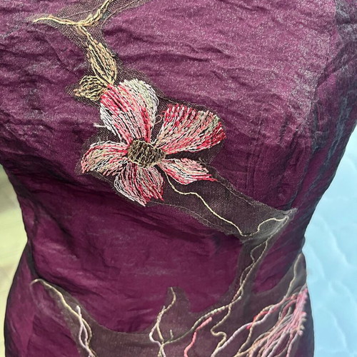 Charly Strapless Dress like new, size 46, floral embroidery