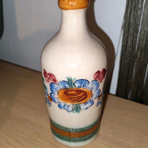 Handmade vase like new, height 21 cm