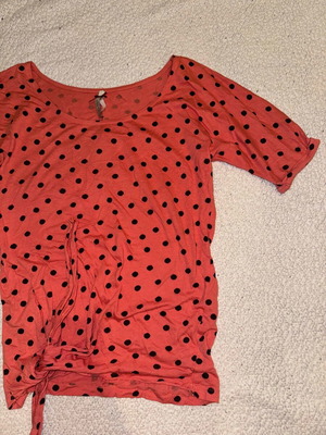 Polka Dot Coral Blouse Stradivarius like new, size S