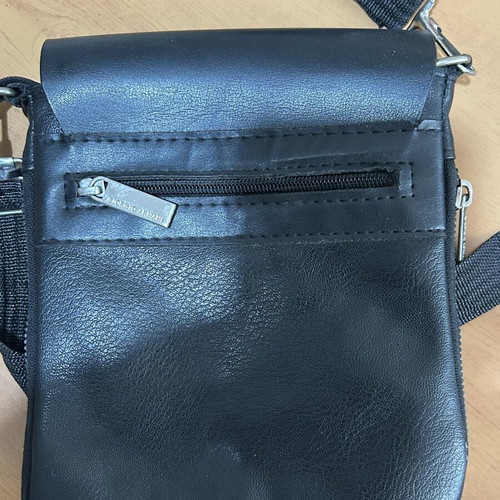 Giorgio Armani men's shoulder bag like new, black leather