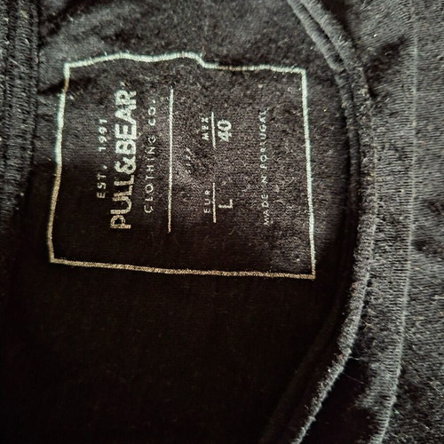 Pull & Bear short-sleeve t-shirt used, black L