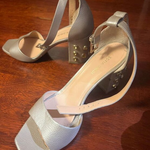Silver sandals used, Turkish brand, size 40