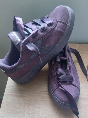 Diadora Game Step sneakers like new, purple suede, size 37
