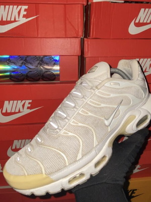 Nike Tn Air Max Plus 2021 άσπρα σαν καινούργια, μέγεθος 44.5