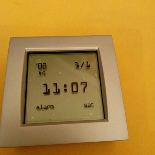 Philippi World Time Clock new, cast metal with powder coating