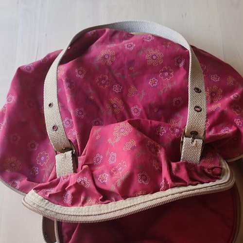 Shoulder bag like new, red