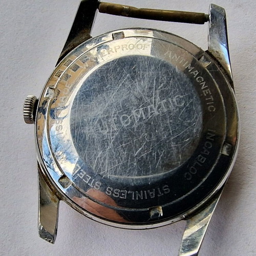 Hilton automatic watch steel 34 mm used, needs service and glass replacement
