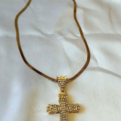 Impressive iced out style cross with zircon and two gold chains new