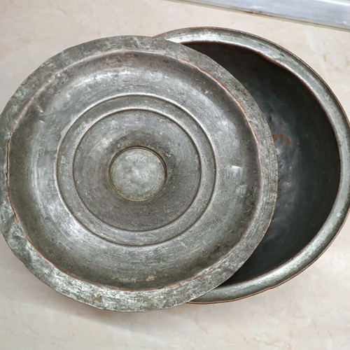 Copper pot 24 cm used with lid, old