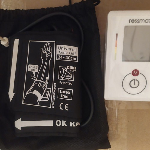 Rossmax CH155f Electronic Arm Blood Pressure Monitor like new