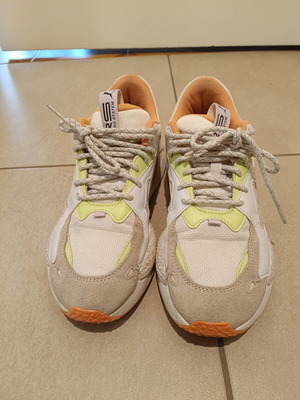 Puma γυναικεία αθλητικά σαν καινούργιο, άσπρο και ροζ, μέγεθος 40.5