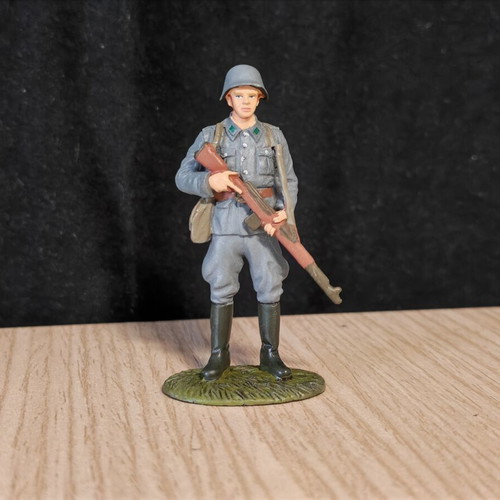 Collectible Finnish Soldier Figure Winter War, like new