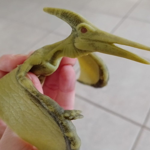 Dinosaur toy set used, 3+1 rubber figures