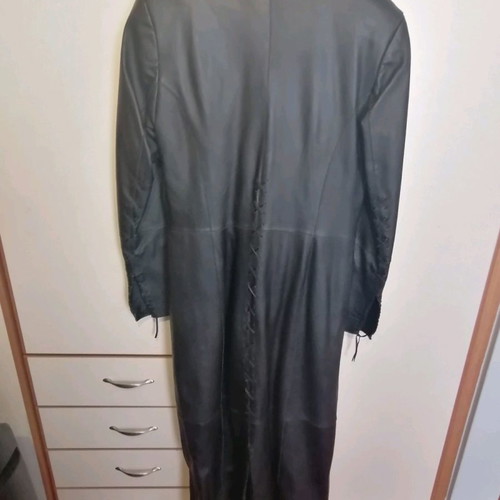 Women's leather coat used, size medium, gray