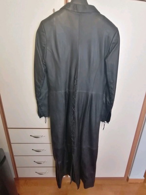 Women's leather coat used, size medium, gray
