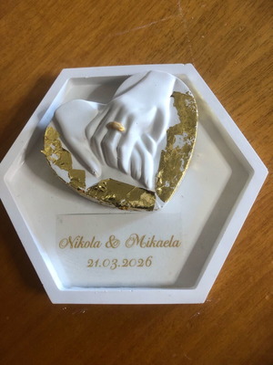 Bomboniere with joined hands and ring artistic plaster with gold leaf new