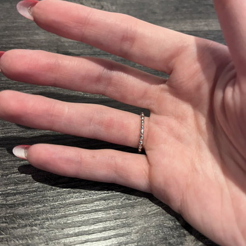Silver ring like new in excellent condition