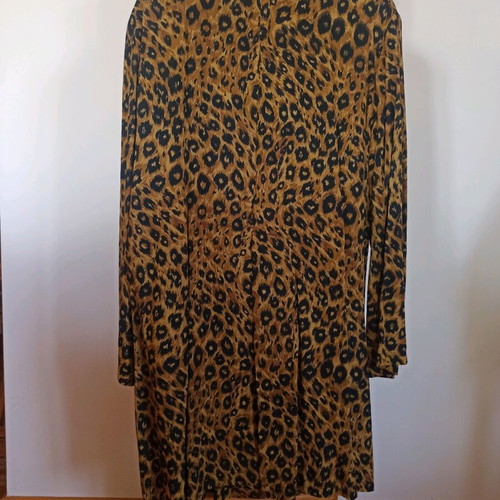 Leopard Print Shirt Tunic new, size M-L, viscose fabric