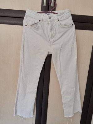 Zara Z1975 White High-Rise Cropped Flare Jeans used