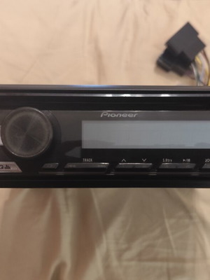 Pioneer DEHS121UB ράδιο CD αυτοκινήτου με θύρα USB σαν καινούργιο