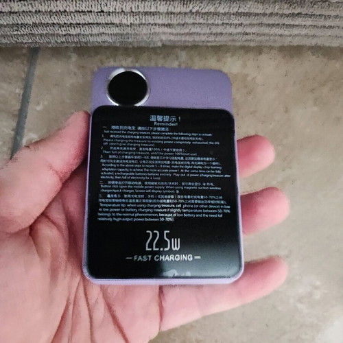 Powerbank 10000mAh with wireless magnetic charging purple new