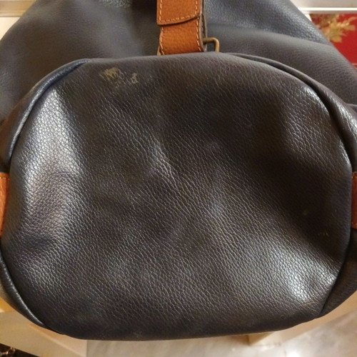 Thiros shoulder bag full leather like new