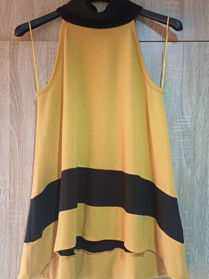 Women’s asymmetrical winter sleeveless top BSB like new