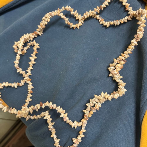Shell jewelry new, unworn