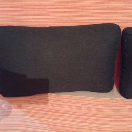 Black sofa pillows like new, set of two, 50x27 cm
