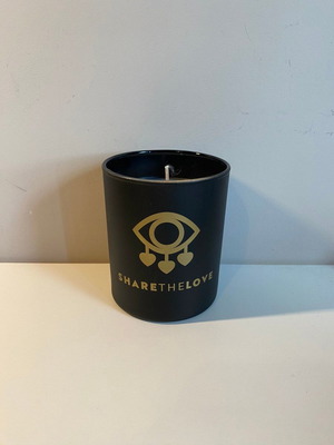 GIFT IDEA Αρωματικό κερί Share the love με άρωμα βανίλια