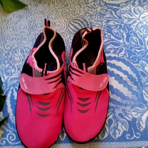 Converse All Star sneakers like new, pink with sea shoes gift