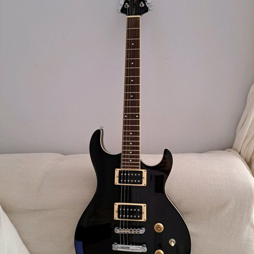Electric guitar with Laney amplifier like new