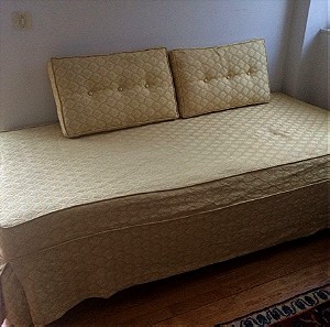 Καλύμματα + μαξιλάρια + κουρτίνες στυλ Βαράγκη για / μόνα κρεβάτια