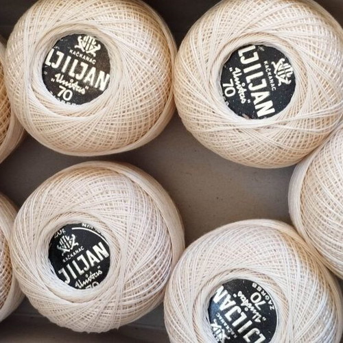 Lace threads new, 58 balls