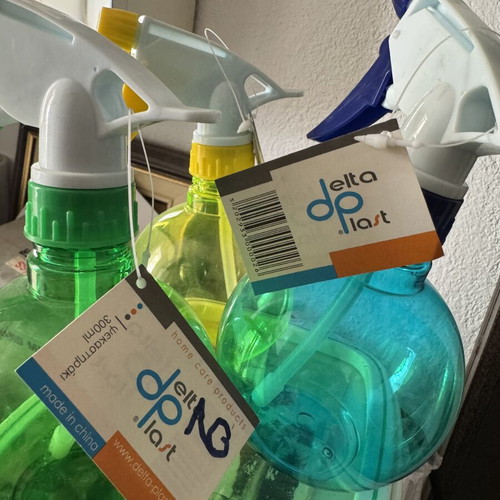 Spray bottles new, set of 3