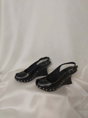 Black leather platform shoes Trux Passarella like new, size 38