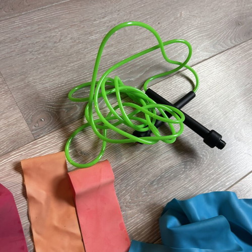 Resistance Bands and Jump Rope Workout Set like new