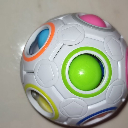 Various small toys new, set of 3 pieces