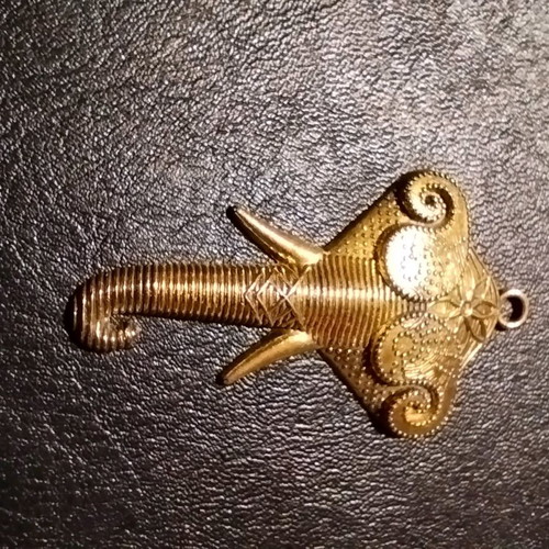 Elephant Head Pendant like new, ornate, brass, golden tone