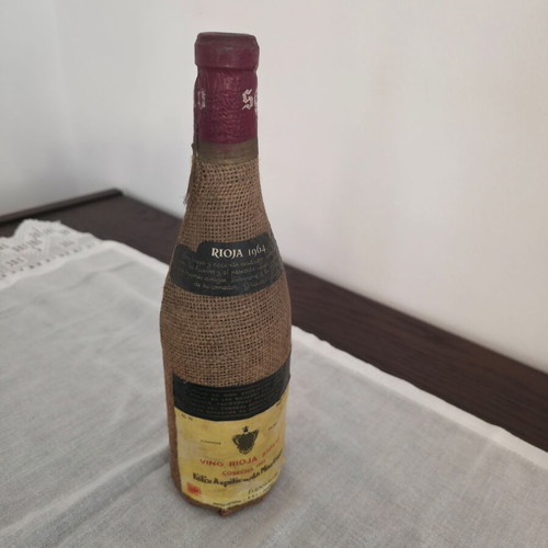 Rioja Siglo Cosecha 1964 collectible wine bottle, Bodegas del Romeral