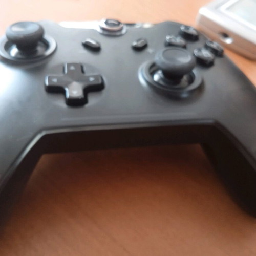 Nintendo Switch wireless controller in excellent condition