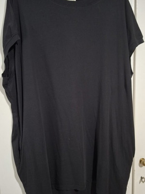 Μπλούζες cotton σαν καινούργιο, μαύρο και λαδί, 2XL
