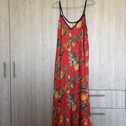 Tati Karavan dress, one size, red, floral print