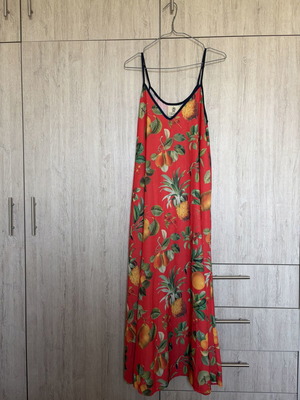 Tati Karavan dress, one size, red, floral print