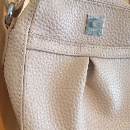 Kem crossbody bag beige used
