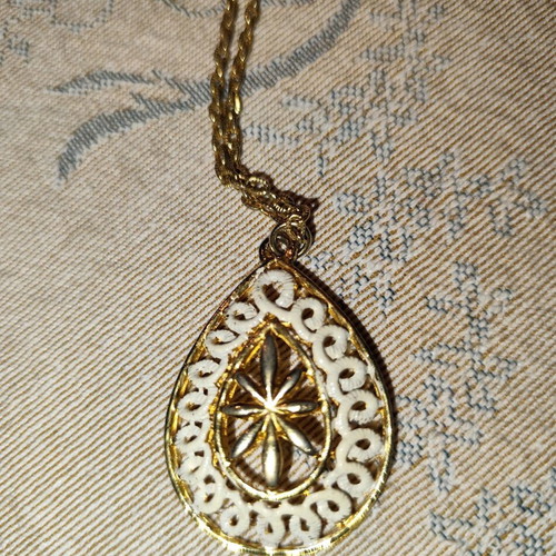 Necklace used with long chain and gold-plated teardrop pendant